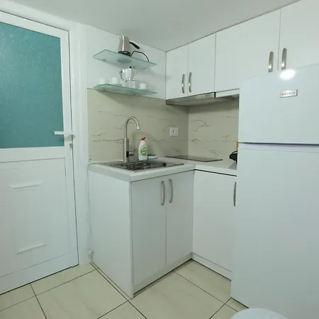 Kevin's Villa Sarande